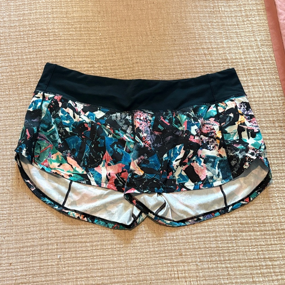 Lululemon Women's Multicolor Patterned Shorts